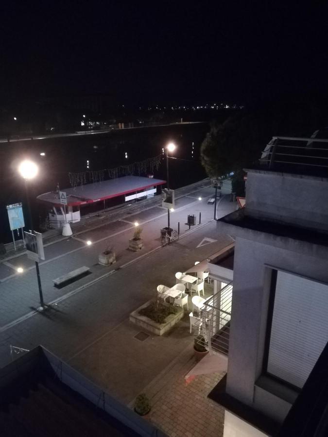 B&B Traghetto Порто-Гарібальді Екстер'єр фото